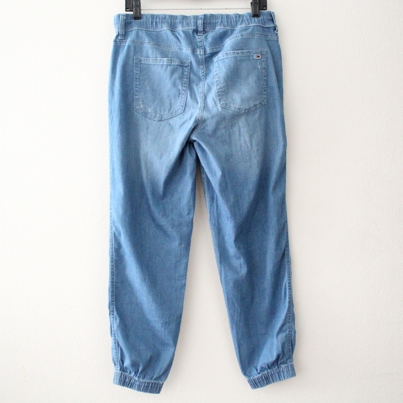 Tommy Hilfiger Distressed Drawstring Denim Jogger Pants - Picture 5 of 6